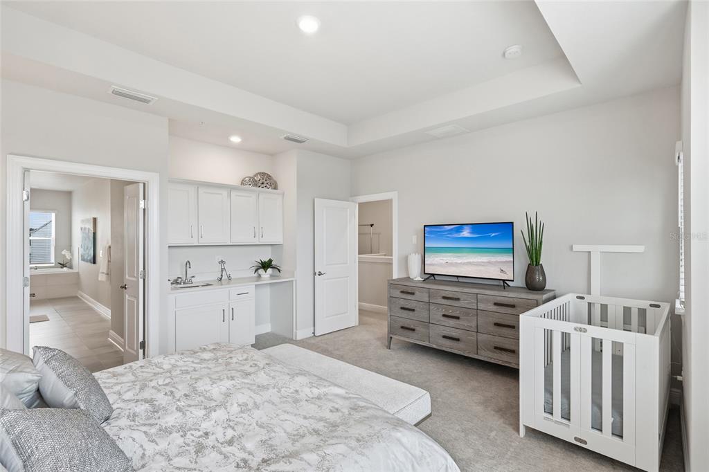 Sarasota, Florida, 34237, United States, 3 Bedrooms Bedrooms, ,4 BathroomsBathrooms,Residential,For Sale,1989213