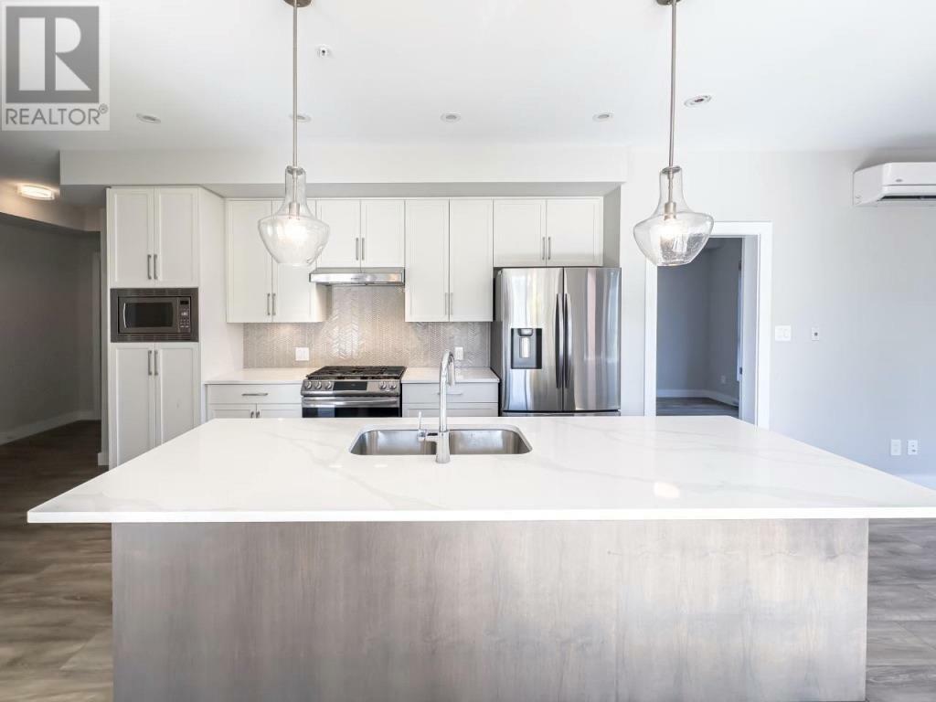 KAMLOOPS, British Columbia, V2C 0J8, CA, 2 Bedrooms Bedrooms, ,2 BathroomsBathrooms,Residential,For Sale,1875965