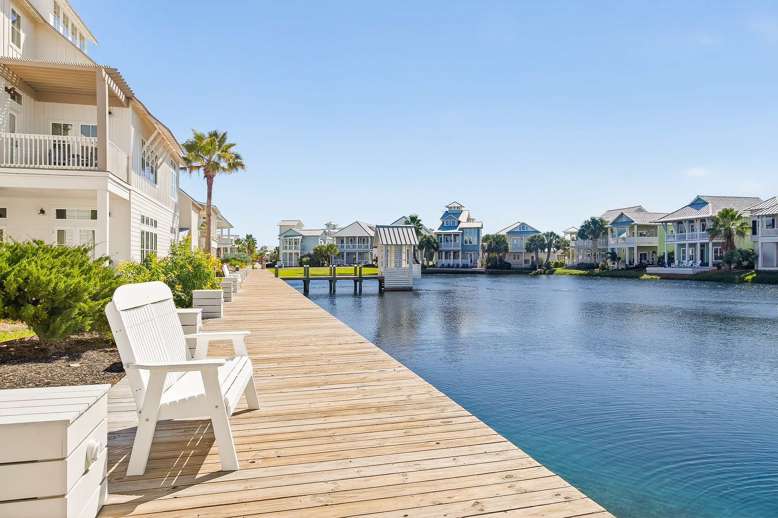  Coastal Luxury Home in Cinnamon Shore North - 物件實景