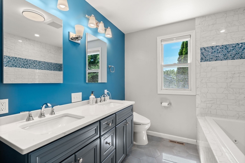 Boston, Massachusetts, 02132, United States, 4 Bedrooms Bedrooms, ,3 BathroomsBathrooms,Residential,For Sale,1874129