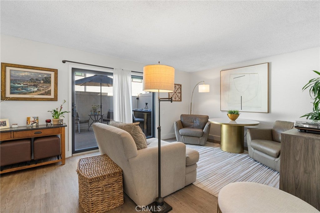 Torrance, California, 90505, United States, 3 Bedrooms Bedrooms, ,3 BathroomsBathrooms,Residential,For Sale,1979757