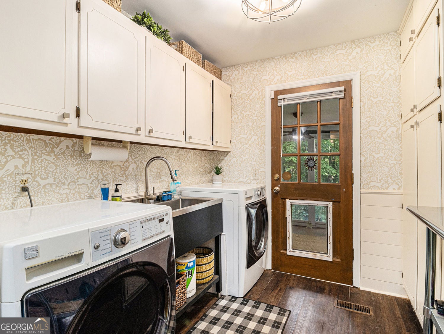 Monroe, Georgia, 30655, United States, 4 Bedrooms Bedrooms, ,3 BathroomsBathrooms,Residential,For Sale,1907991