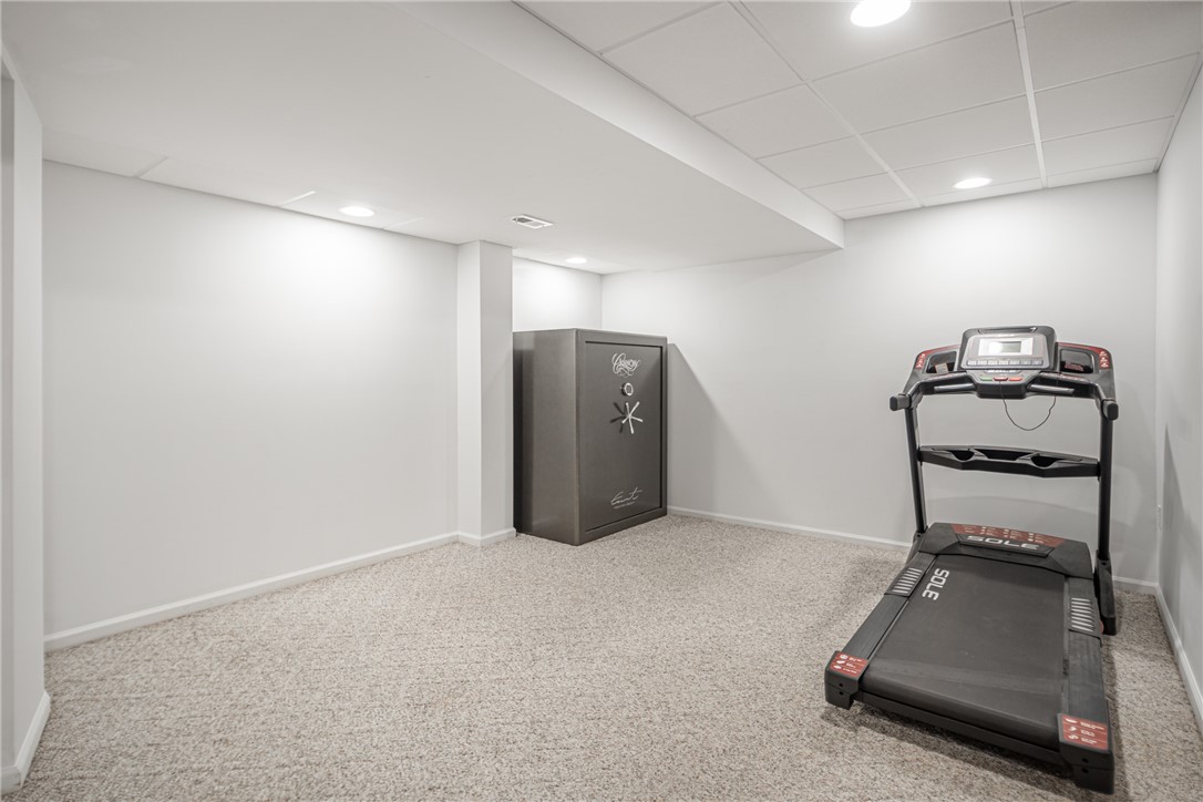 Franklin Park, Pennsylvania, 15090, United States, 4 Bedrooms Bedrooms, ,3 BathroomsBathrooms,Residential,For Sale,1987984