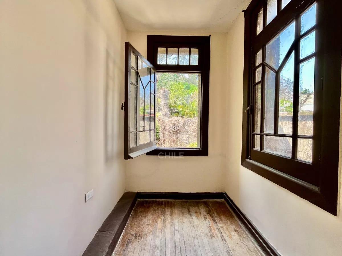 Providencia, Chile, 10 Bedrooms Bedrooms, ,4 BathroomsBathrooms,Residential,For Sale,1995865