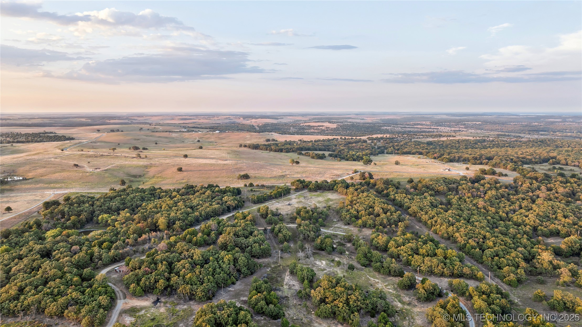 Bartlesville, Oklahoma, 74003, United States, ,Residential,For Sale,1963998