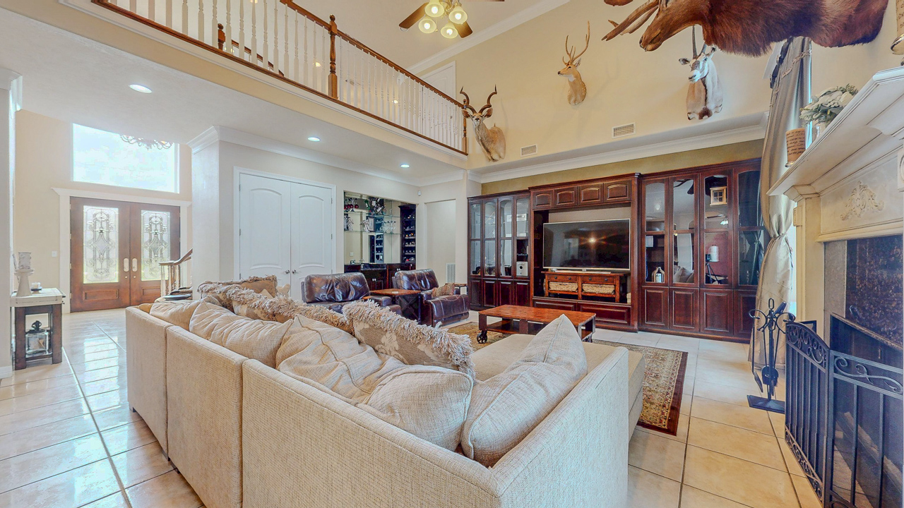 Orange, Texas, 77630, United States, 3 Bedrooms Bedrooms, ,5 BathroomsBathrooms,Residential,For Sale,1901539