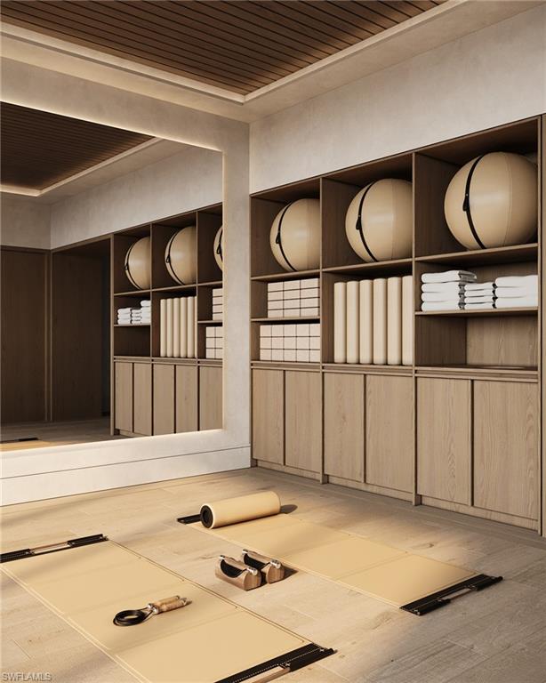 Naples, Florida, 34102, United States, 2 Bedrooms Bedrooms, ,3 BathroomsBathrooms,Residential,For Sale,1988242