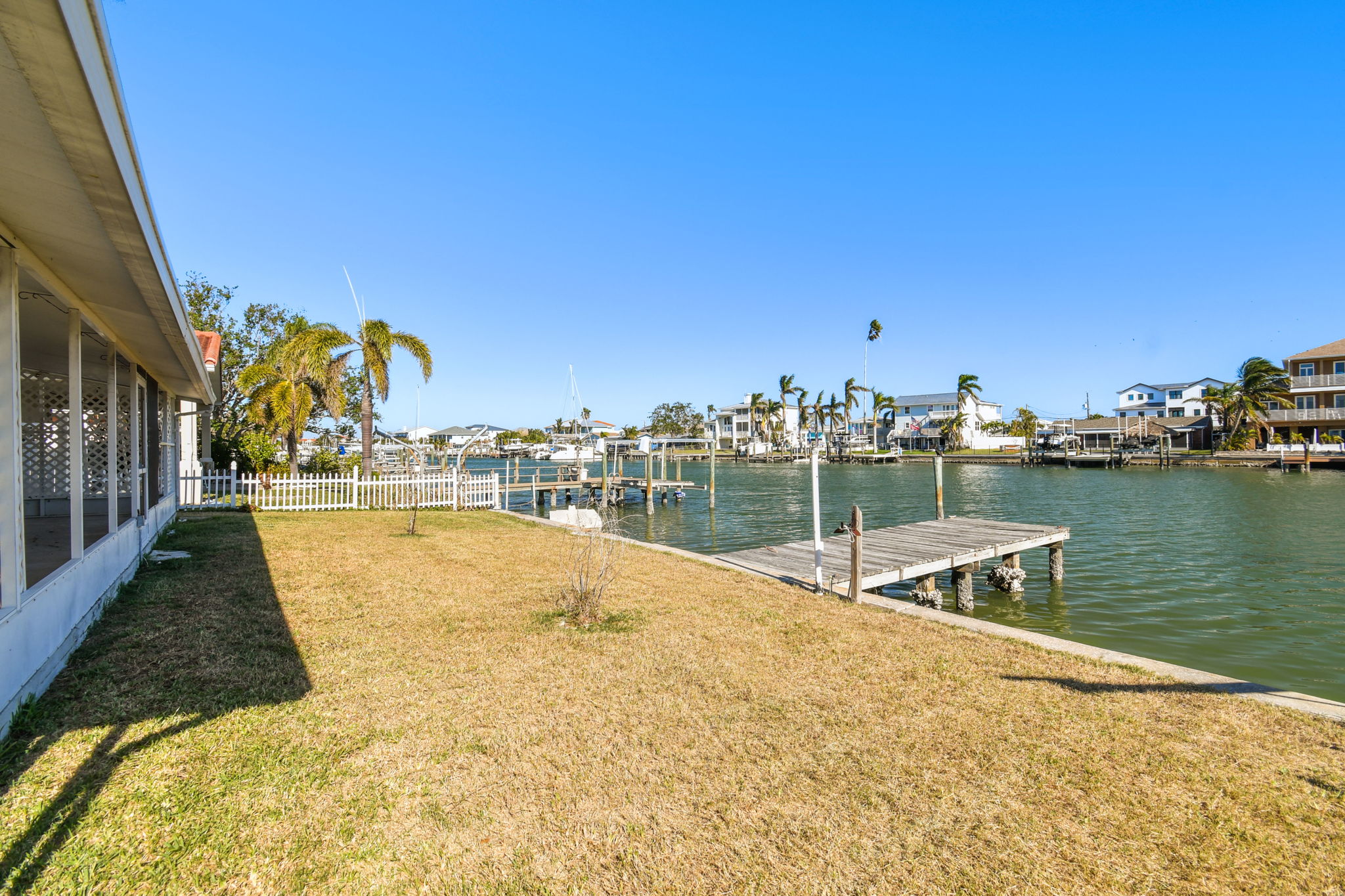 Madeira Beach, Florida, 33708, United States, 3 Bedrooms Bedrooms, ,2 BathroomsBathrooms,Residential,For Sale,1943278