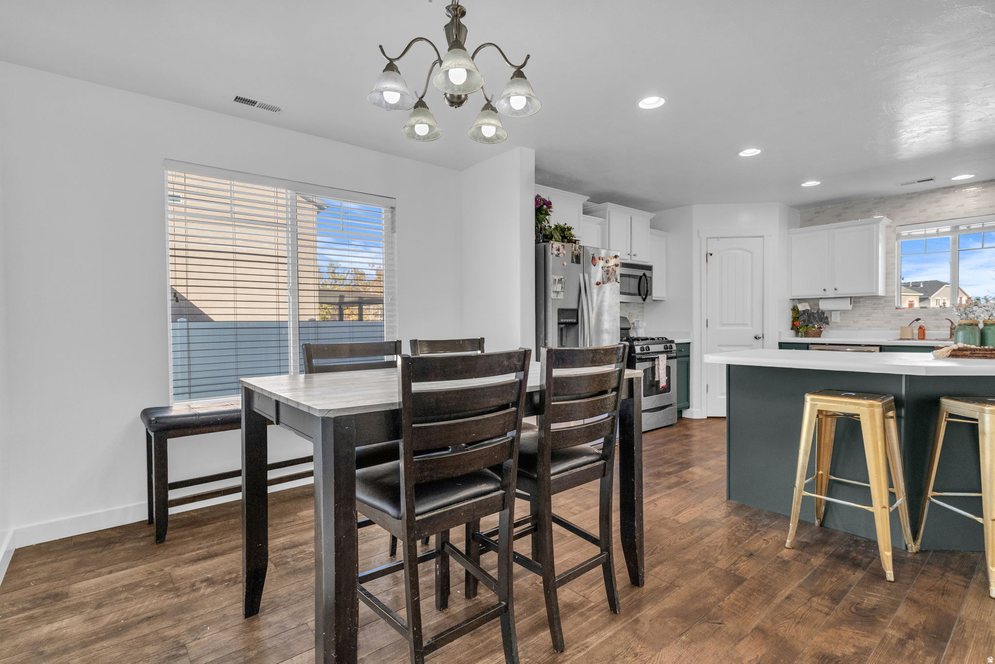 Stansbury Park, Utah, 84074, United States, 4 Bedrooms Bedrooms, ,3 BathroomsBathrooms,Residential,For Sale,1988196