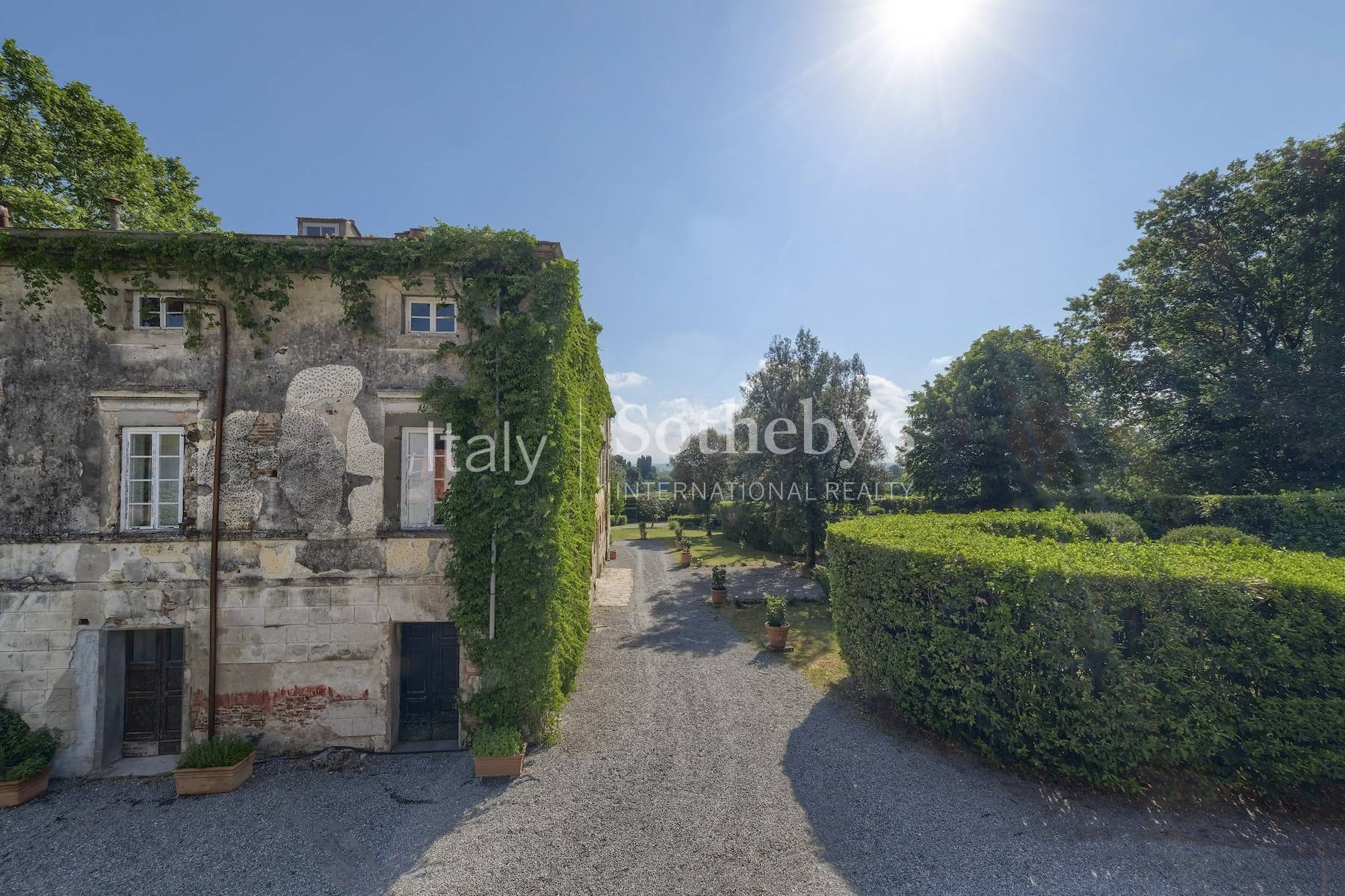  Historic Estate with a private chapel - 物件實景