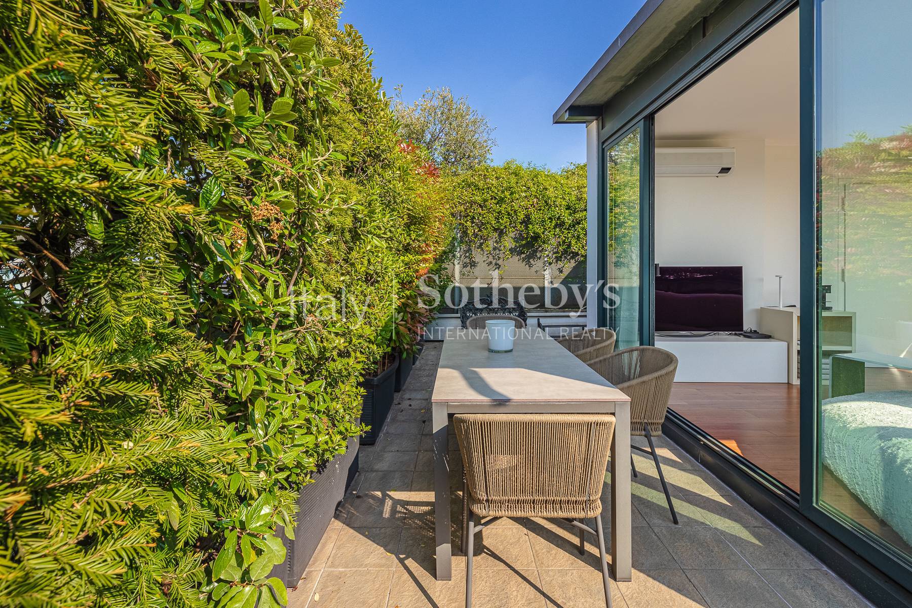 Prestigious penthouse with terrace steps from Montenapoleone - 物件實景