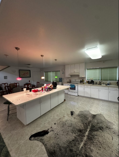 Volcano, Hawaii, 96785, United States, 1 Bedroom Bedrooms, ,2 BathroomsBathrooms,Residential,For Sale,1984174