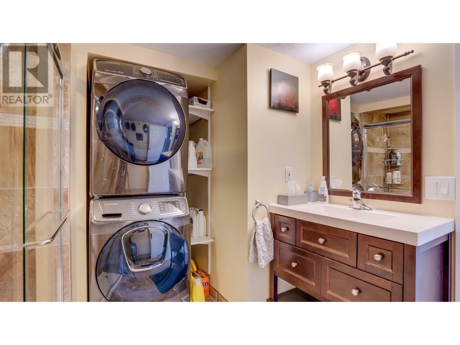 VERNON, British Columbia, V1T 8E2, CA, 3 Bedrooms Bedrooms, ,3 BathroomsBathrooms,Residential,For Sale,1874853