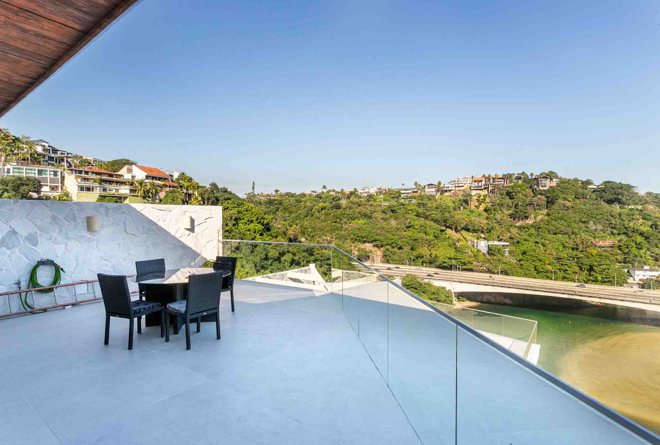  Ultra-Luxury residence in Joá with uninterrupted ocean views - 物件實景