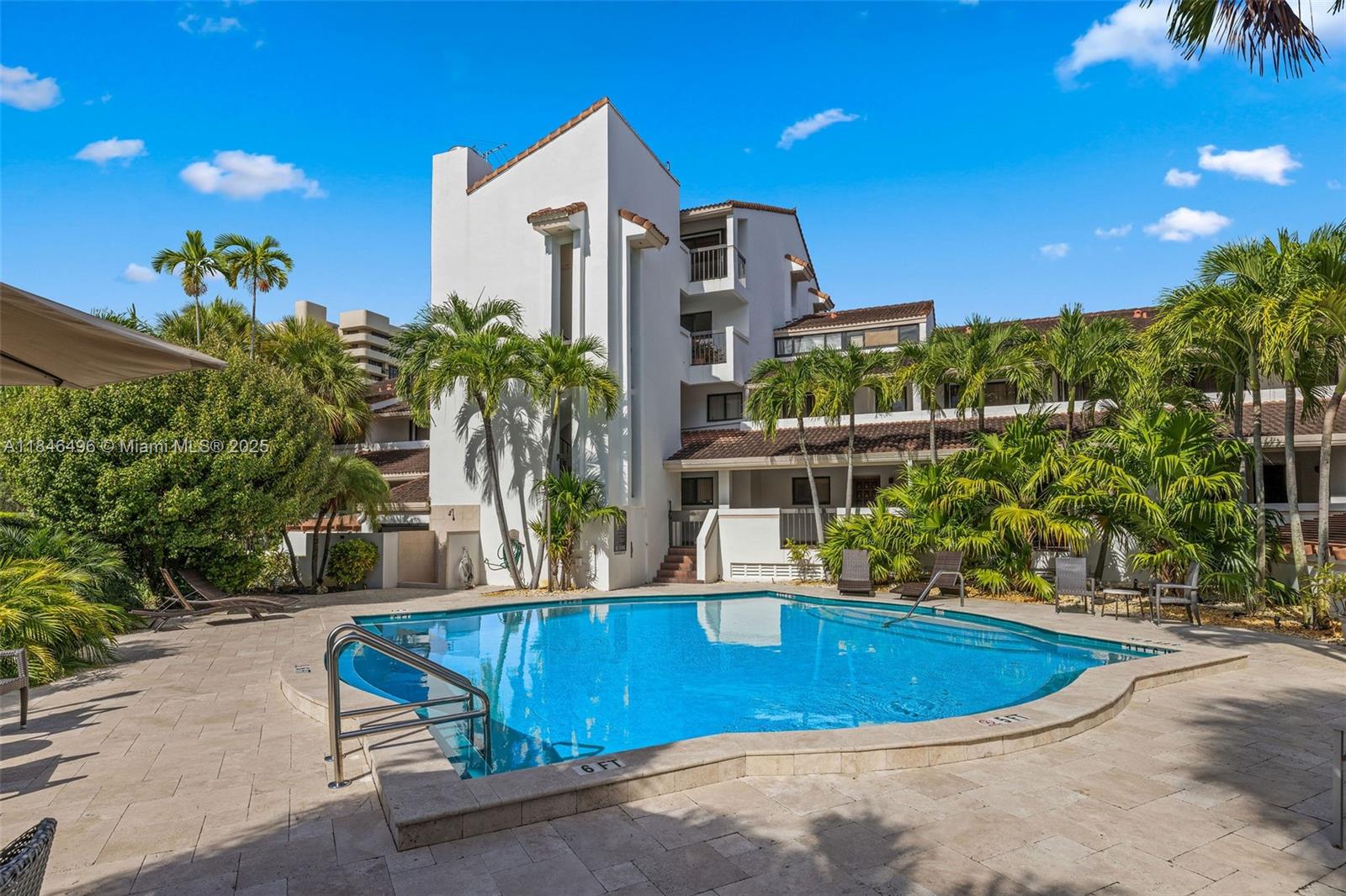 Coral Gables, Florida, 33134, United States, 2 Bedrooms Bedrooms, ,3 BathroomsBathrooms,Residential,For Sale,1901366