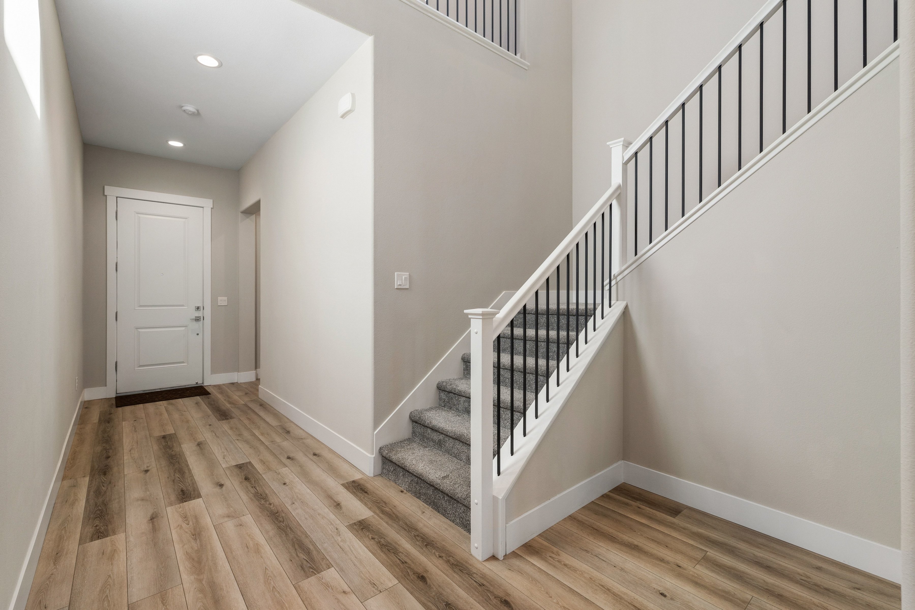  Striking Two-Story Modern Living in Verdi - 物件實景