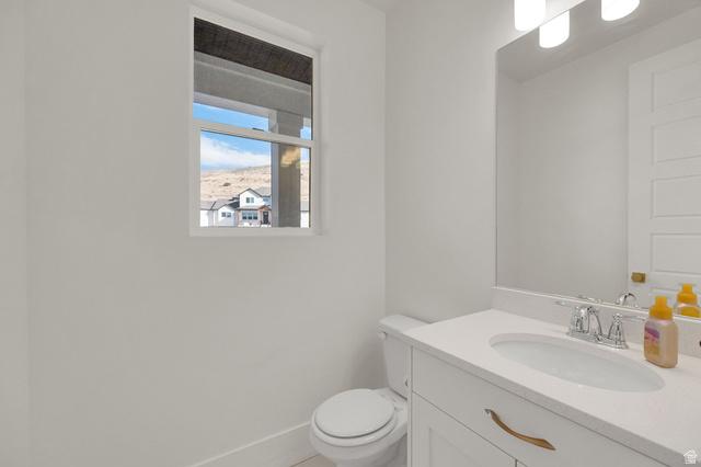 Eagle Mountain, Utah, 84005, United States, 4 Bedrooms Bedrooms, ,3 BathroomsBathrooms,Residential,For Sale,1992587