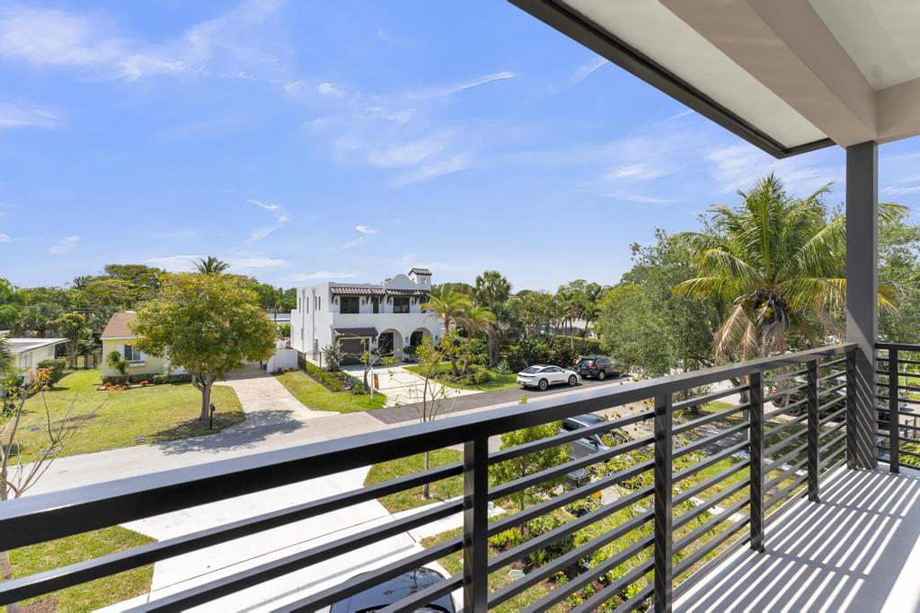 Delray Beach, Florida, 33444, United States, 4 Bedrooms Bedrooms, ,5 BathroomsBathrooms,Residential,For Sale,1974503