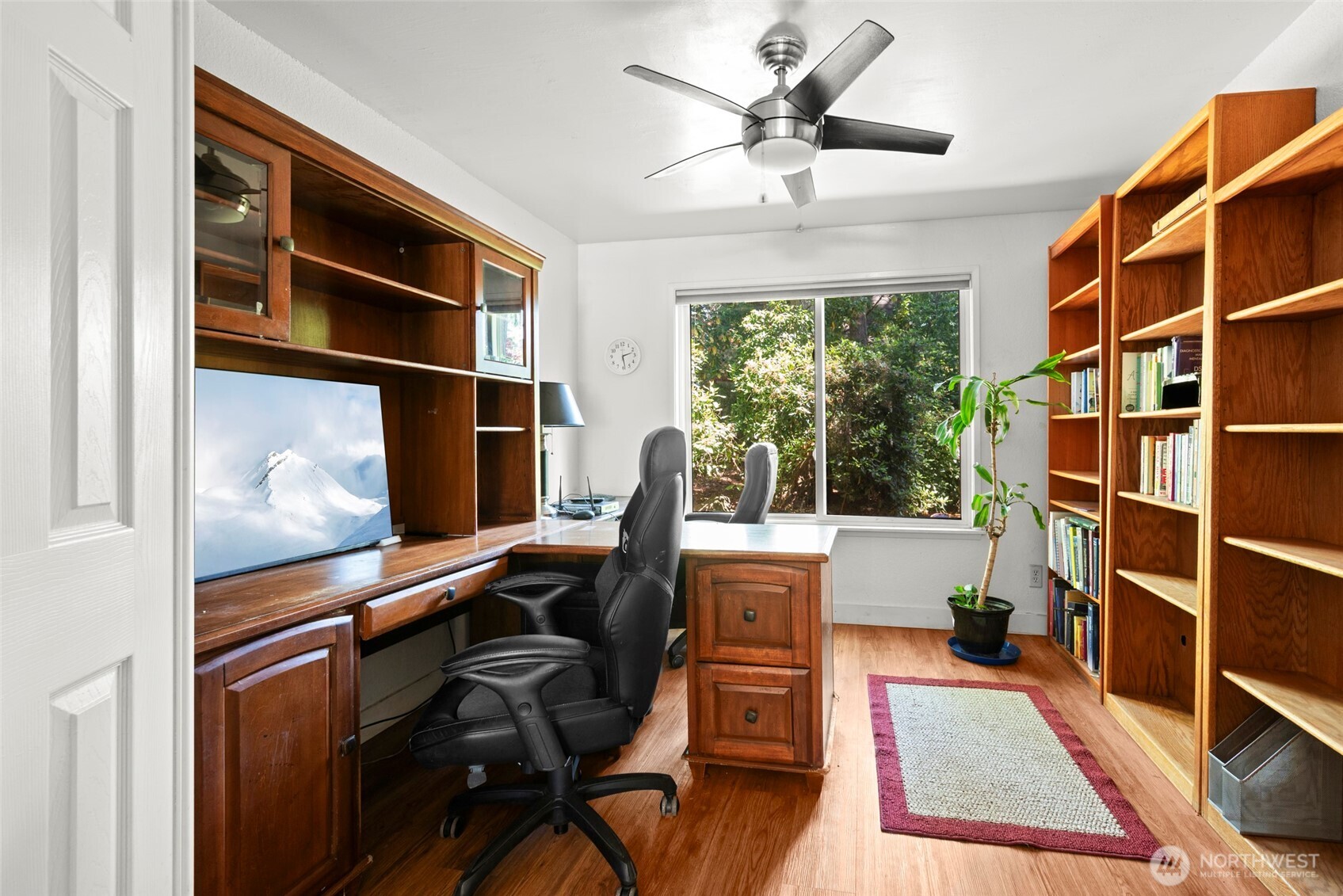 Oak Harbor, Washington, 98277, United States, 4 Bedrooms Bedrooms, ,3 BathroomsBathrooms,Residential,For Sale,1901658