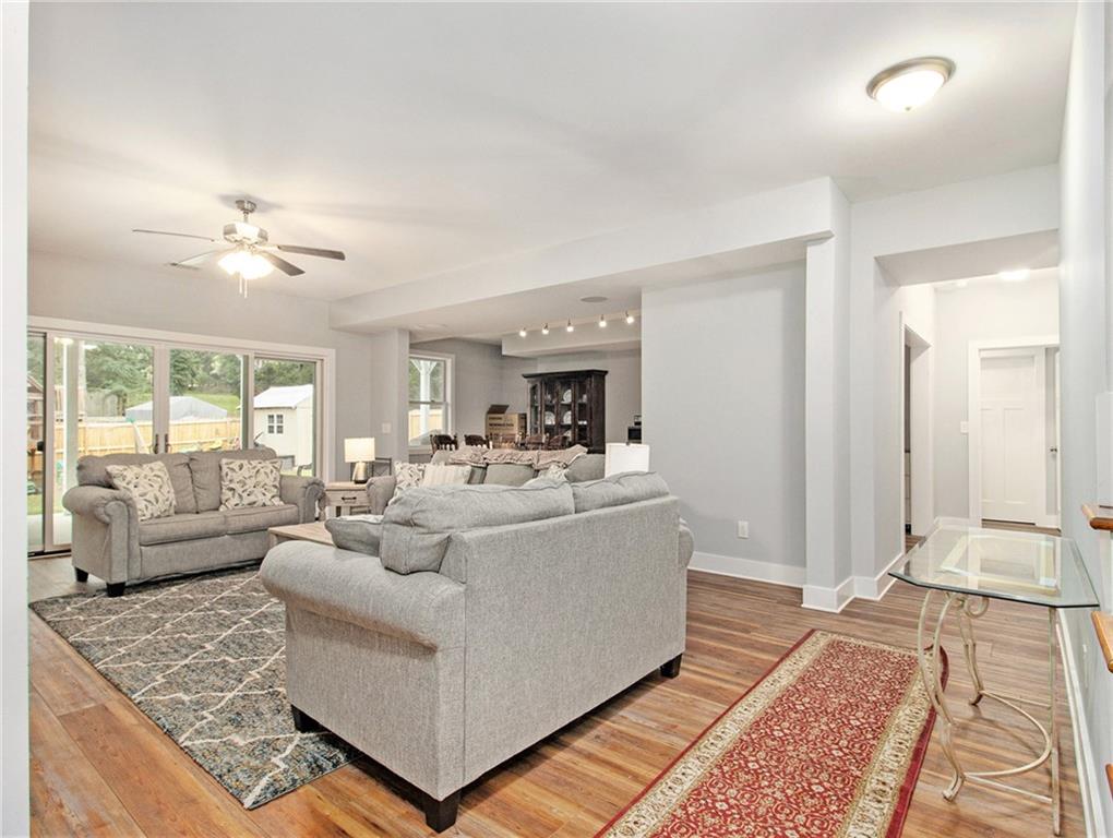 Gainesville, Georgia, 30501, United States, 7 Bedrooms Bedrooms, ,6 BathroomsBathrooms,Residential,For Sale,1928825