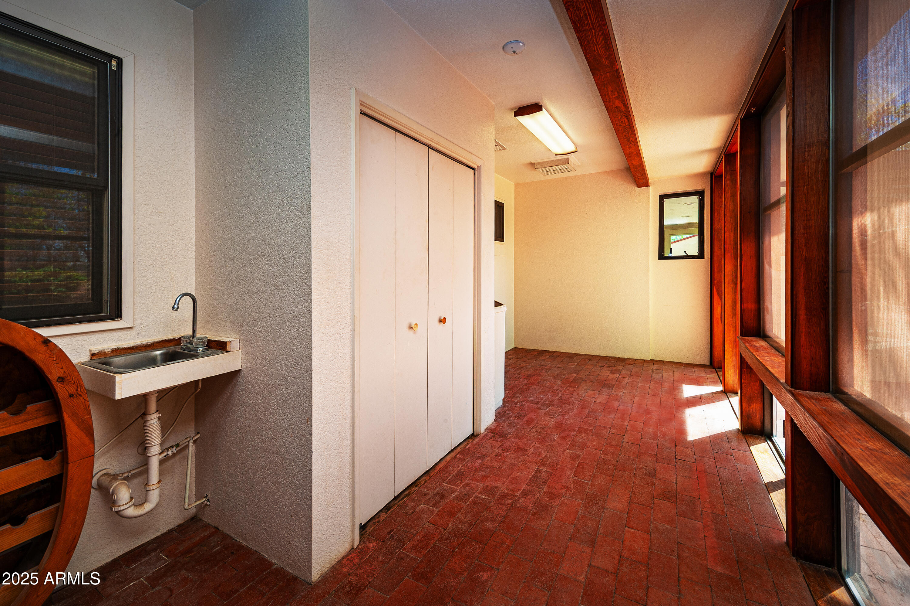 Cornville, Arizona, 86325, United States, 4 Bedrooms Bedrooms, ,3 BathroomsBathrooms,Residential,For Sale,2003408