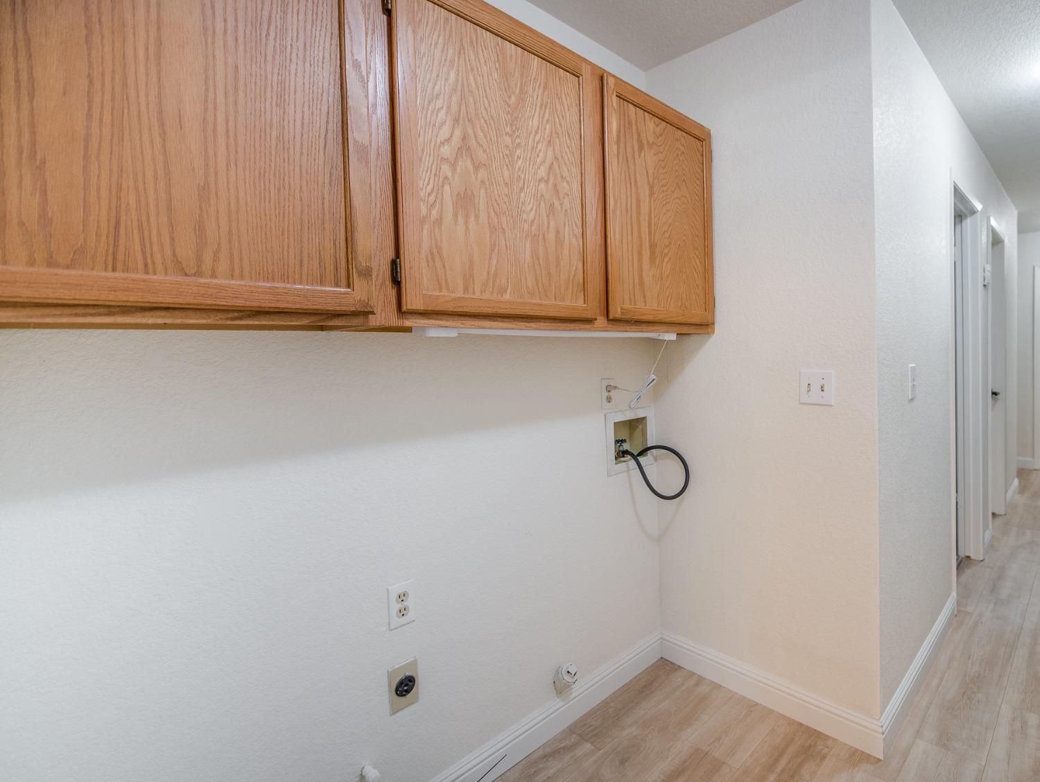 Woodland, California, 95695, United States, 3 Bedrooms Bedrooms, ,2 BathroomsBathrooms,Residential,For Sale,1847457