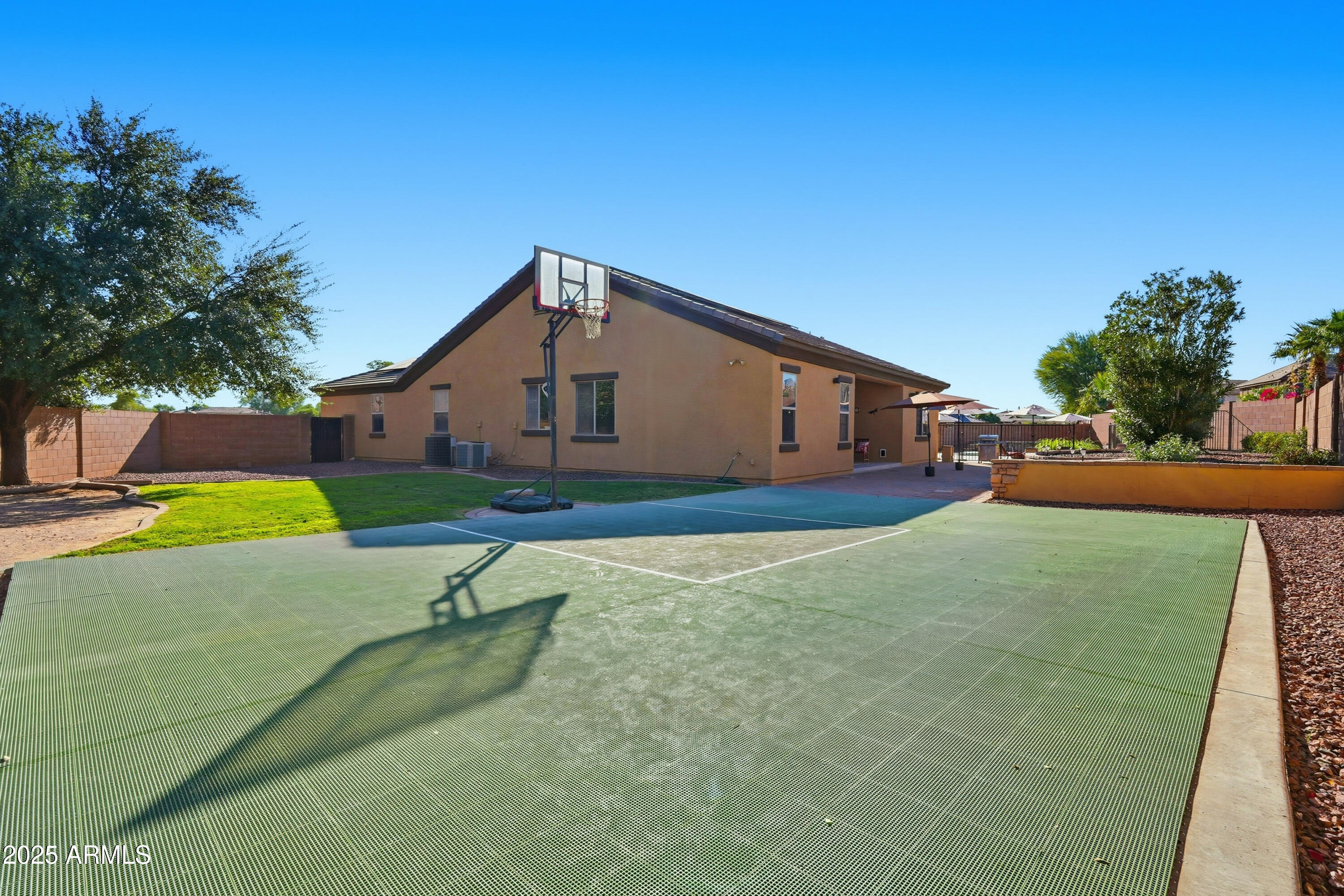 Goodyear, Arizona, 85338, United States, 4 Bedrooms Bedrooms, ,2 BathroomsBathrooms,Residential,For Sale,1989327
