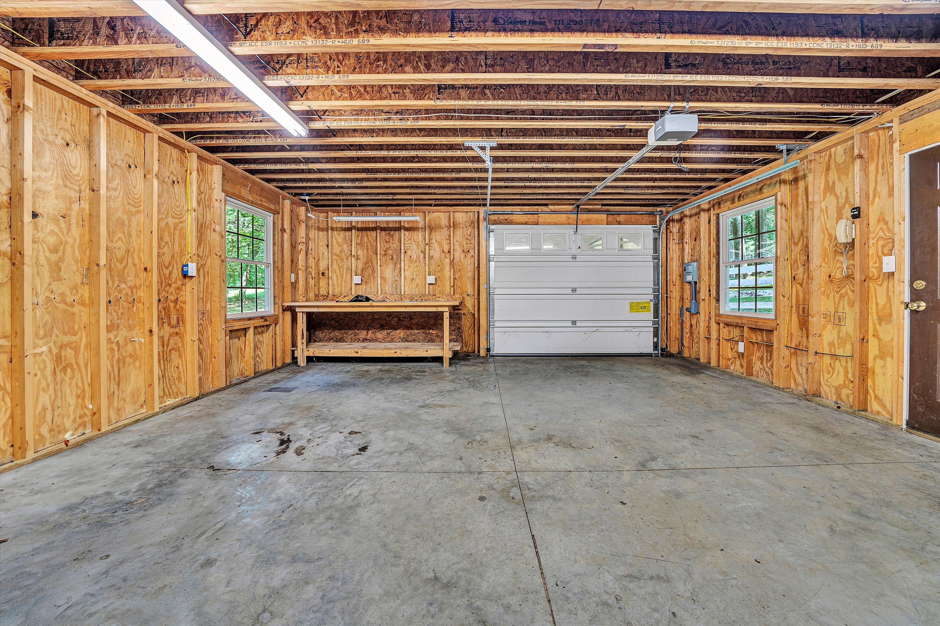 Bedford, Virginia, 24523, United States, 4 Bedrooms Bedrooms, ,4 BathroomsBathrooms,Residential,For Sale,1914324