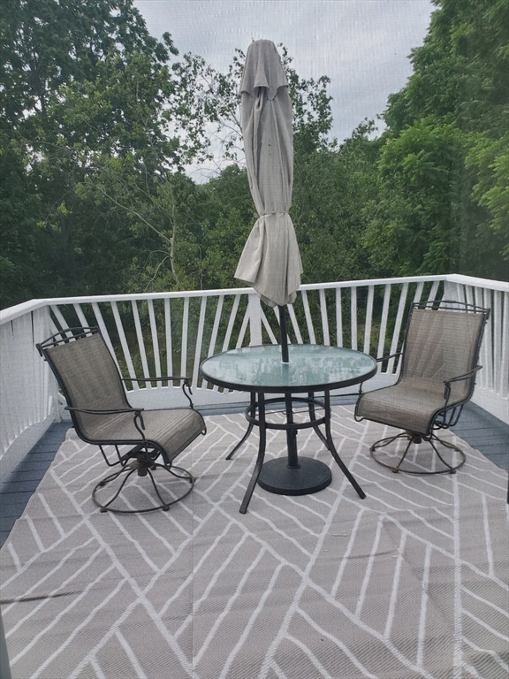 Spencer, Massachusetts, 01562, United States, 5 Bedrooms Bedrooms, ,4 BathroomsBathrooms,Residential,For Sale,1942925