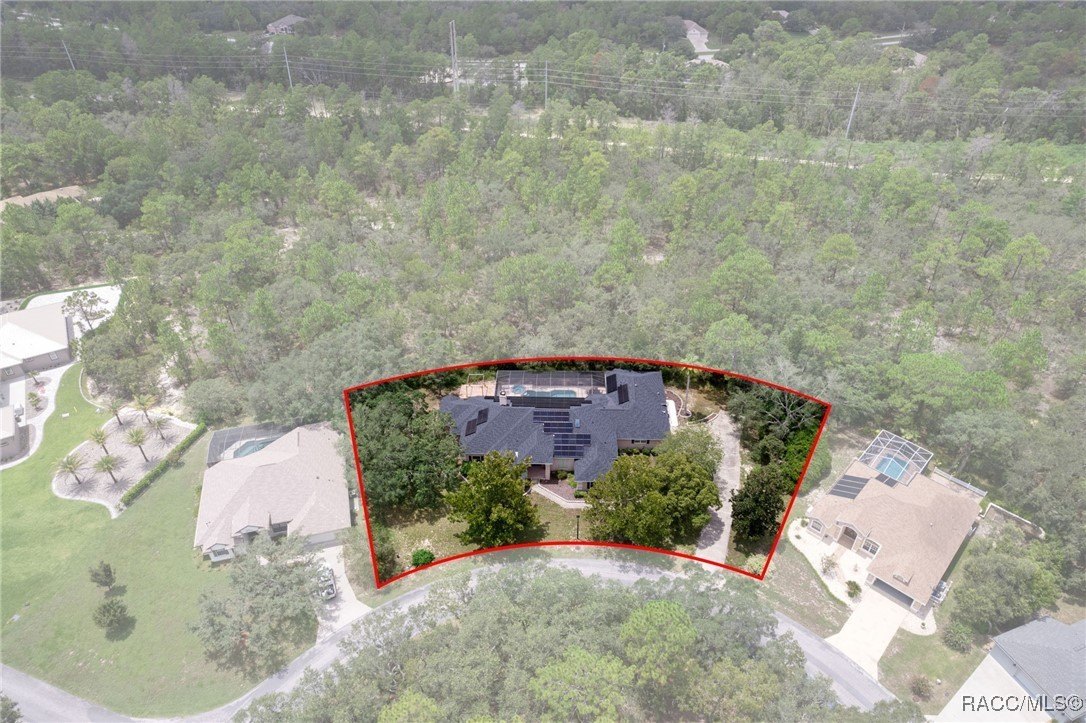 Homosassa, Florida, 34446, United States, 5 Bedrooms Bedrooms, ,4 BathroomsBathrooms,Residential,For Sale,1916240
