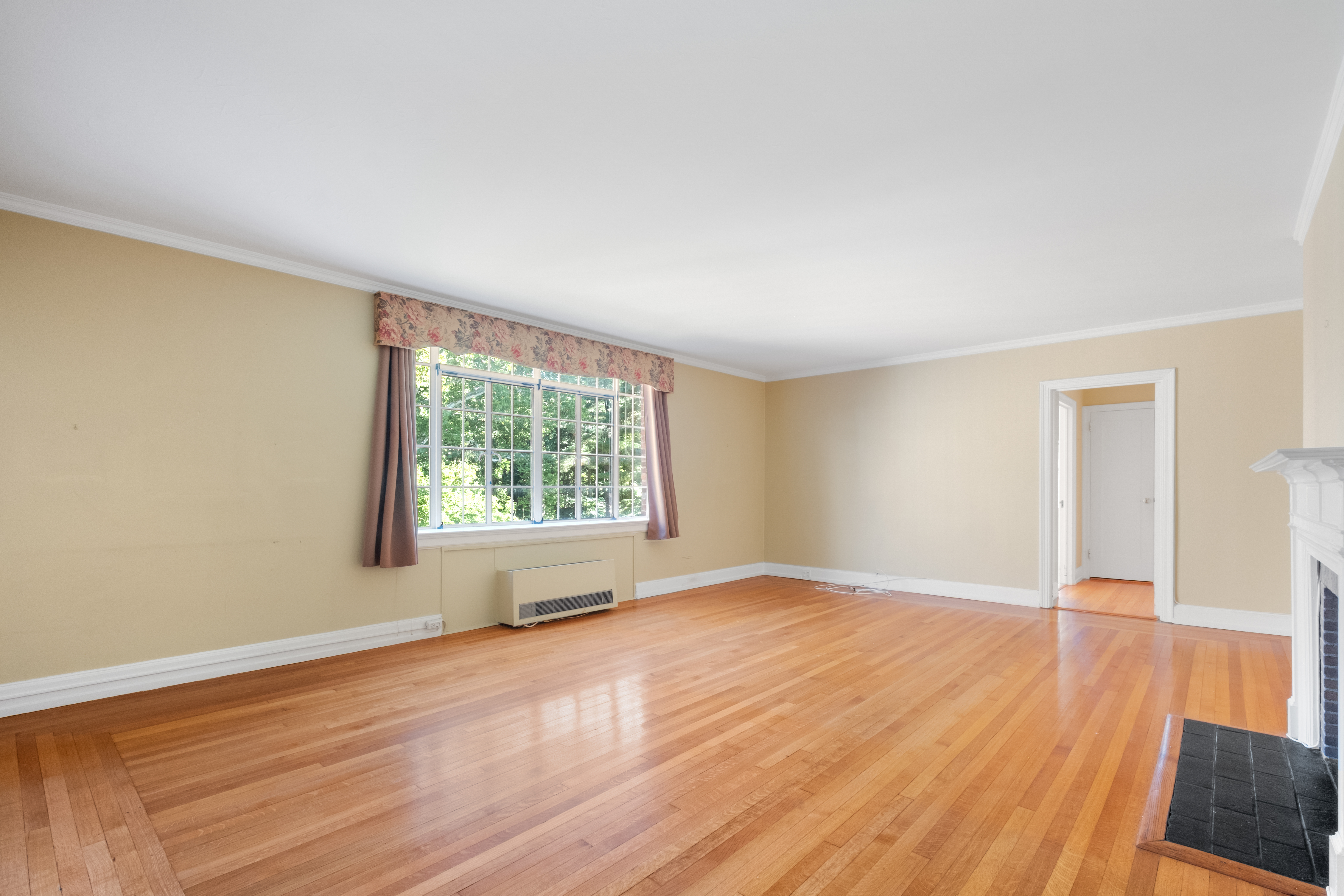  100 Ardsley Avenue W - 物件實景