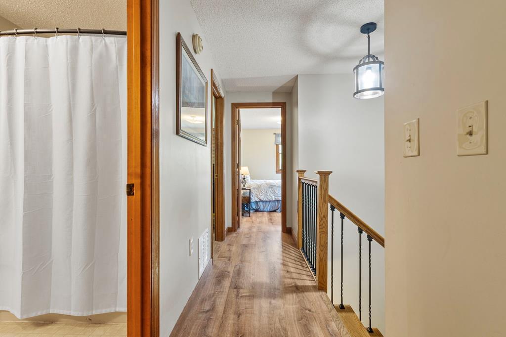 Hayesville, North Carolina, 28904, United States, 4 Bedrooms Bedrooms, ,2 BathroomsBathrooms,Residential,For Sale,1871296