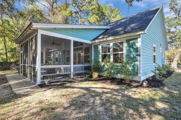 Mount Pleasant, South Carolina, 29466, United States, 3 Bedrooms Bedrooms, ,2 BathroomsBathrooms,Residential,For Sale,1992922