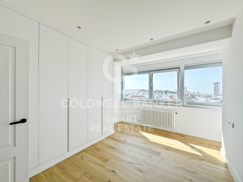 A Coruña, Galicia, 15006, ES, 3 Bedrooms Bedrooms, ,2 BathroomsBathrooms,Residential,For Sale,1932628
