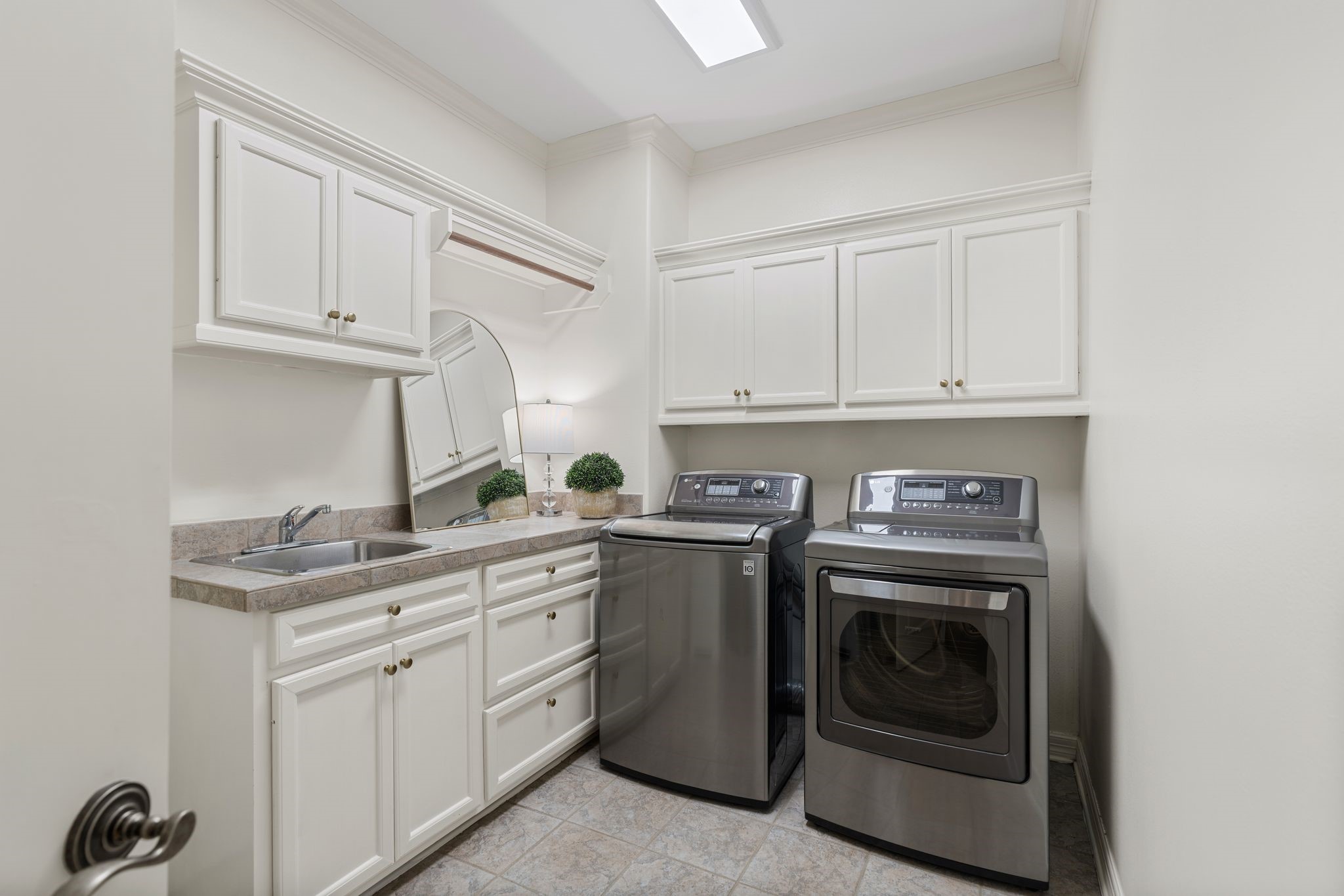  30 Hackberry Lane A - 物件實景