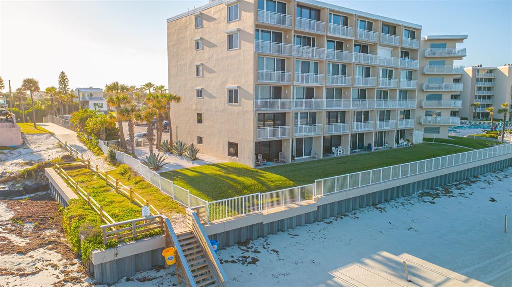 New Smyrna Beach, Florida, 32169, United States, 2 Bedrooms Bedrooms, ,3 BathroomsBathrooms,Residential,For Sale,1987395