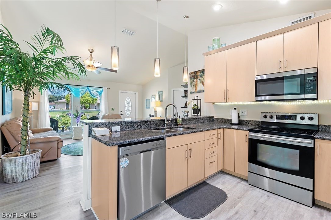 916 SE 33rd Street, Cape Coral, Florida, 33904, United States, 3 Bedrooms Bedrooms, ,2 BathroomsBathrooms,Residential,For Sale,916 SE 33rd Street,1663511