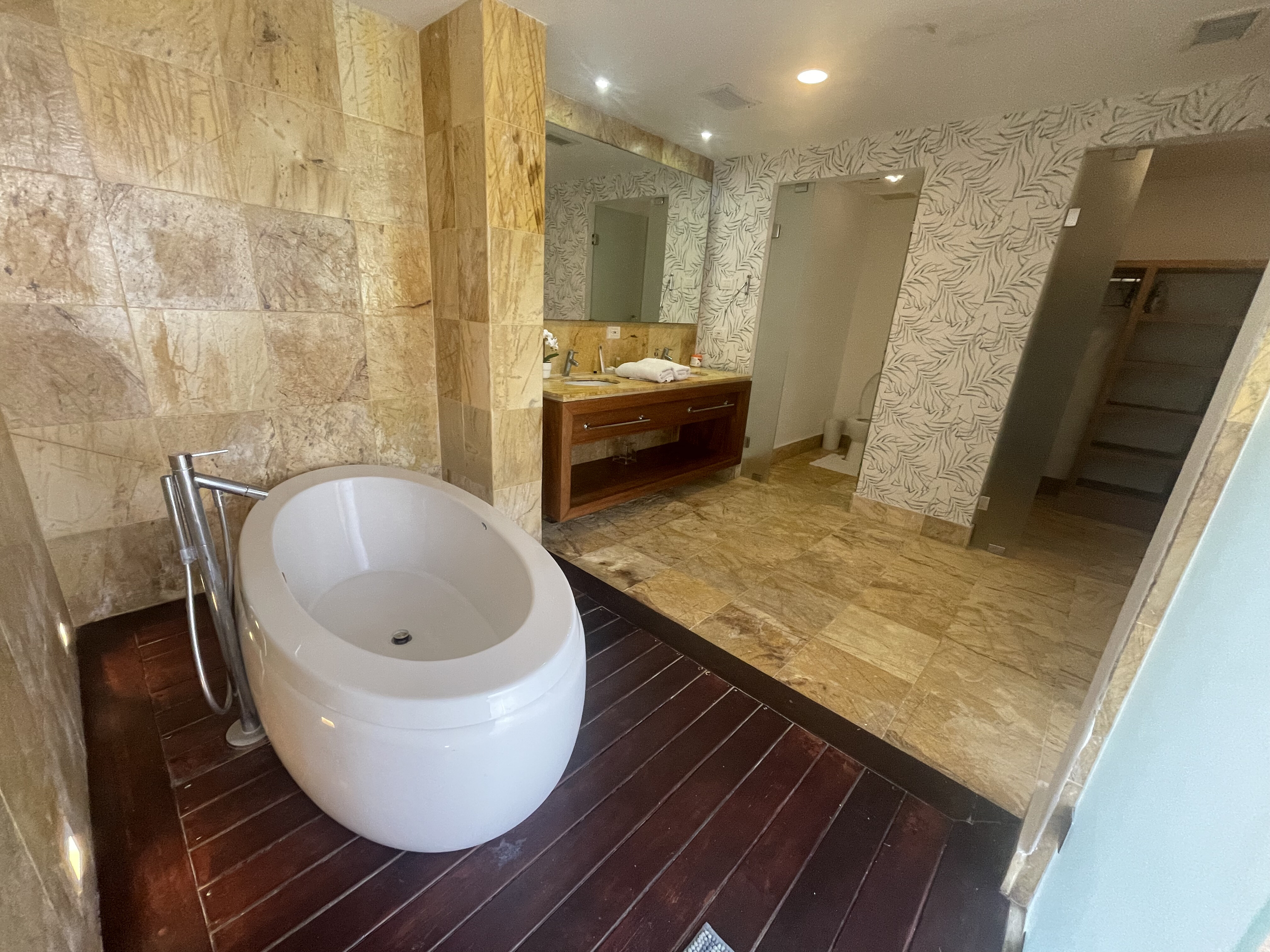 Cap Cana, DO, 2 Bedrooms Bedrooms, ,2 BathroomsBathrooms,Residential,For Sale,2003358