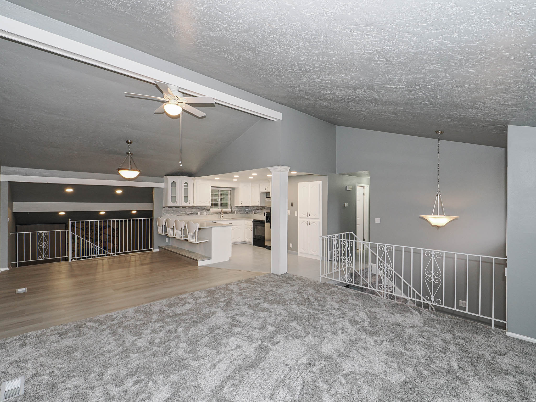 Taylorsville, Utah, 84118, United States, 4 Bedrooms Bedrooms, ,1 BathroomBathrooms,Residential,For Sale,1987472