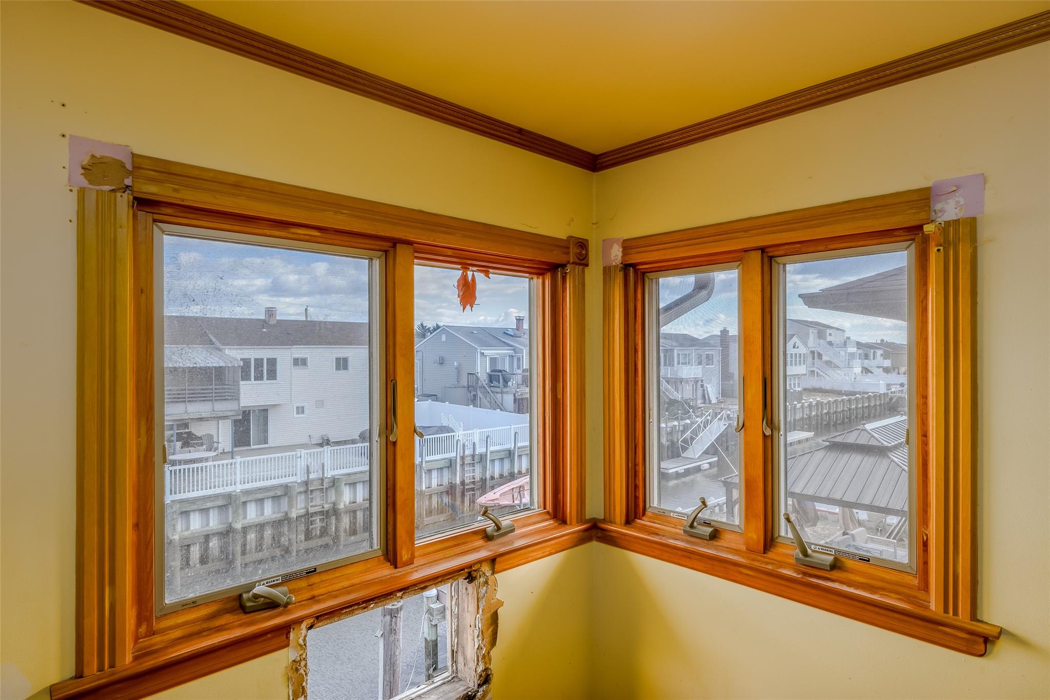 Freeport, New York, 11520, United States, 4 Bedrooms Bedrooms, ,2 BathroomsBathrooms,Residential,For Sale,1893600