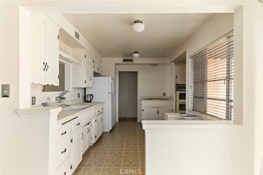 396 Virginia Road, Claremont, California, 91711, United States, 3 Bedrooms Bedrooms, ,2 BathroomsBathrooms,Residential,For Sale,396 Virginia Road,1626760