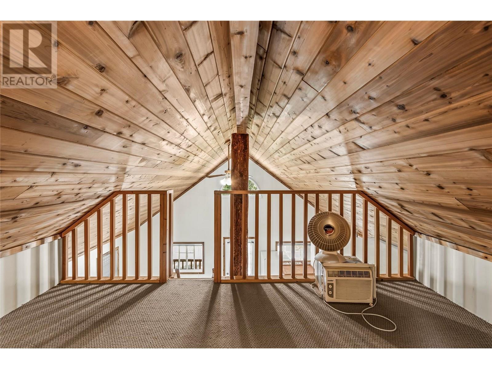 TAPPEN, British Columbia, V0E 2X2, CA, 2 Bedrooms Bedrooms, ,2 BathroomsBathrooms,Residential,For Sale,1868276