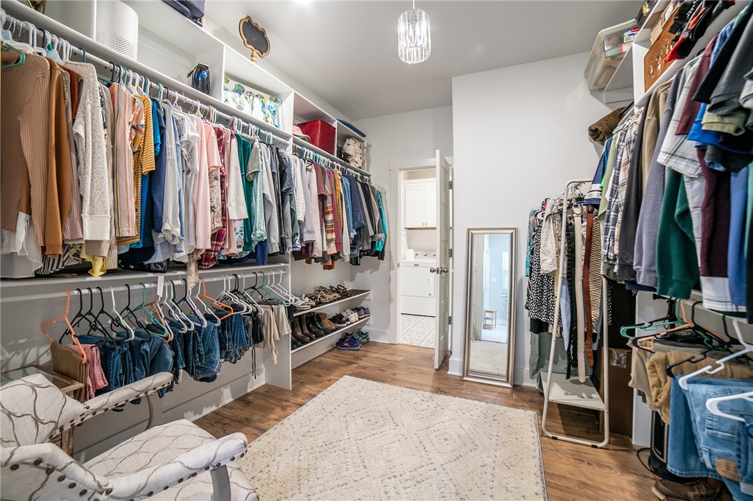 Bella Vista, Arkansas, 72714, United States, 3 Bedrooms Bedrooms, ,3 BathroomsBathrooms,Residential,For Sale,1959156