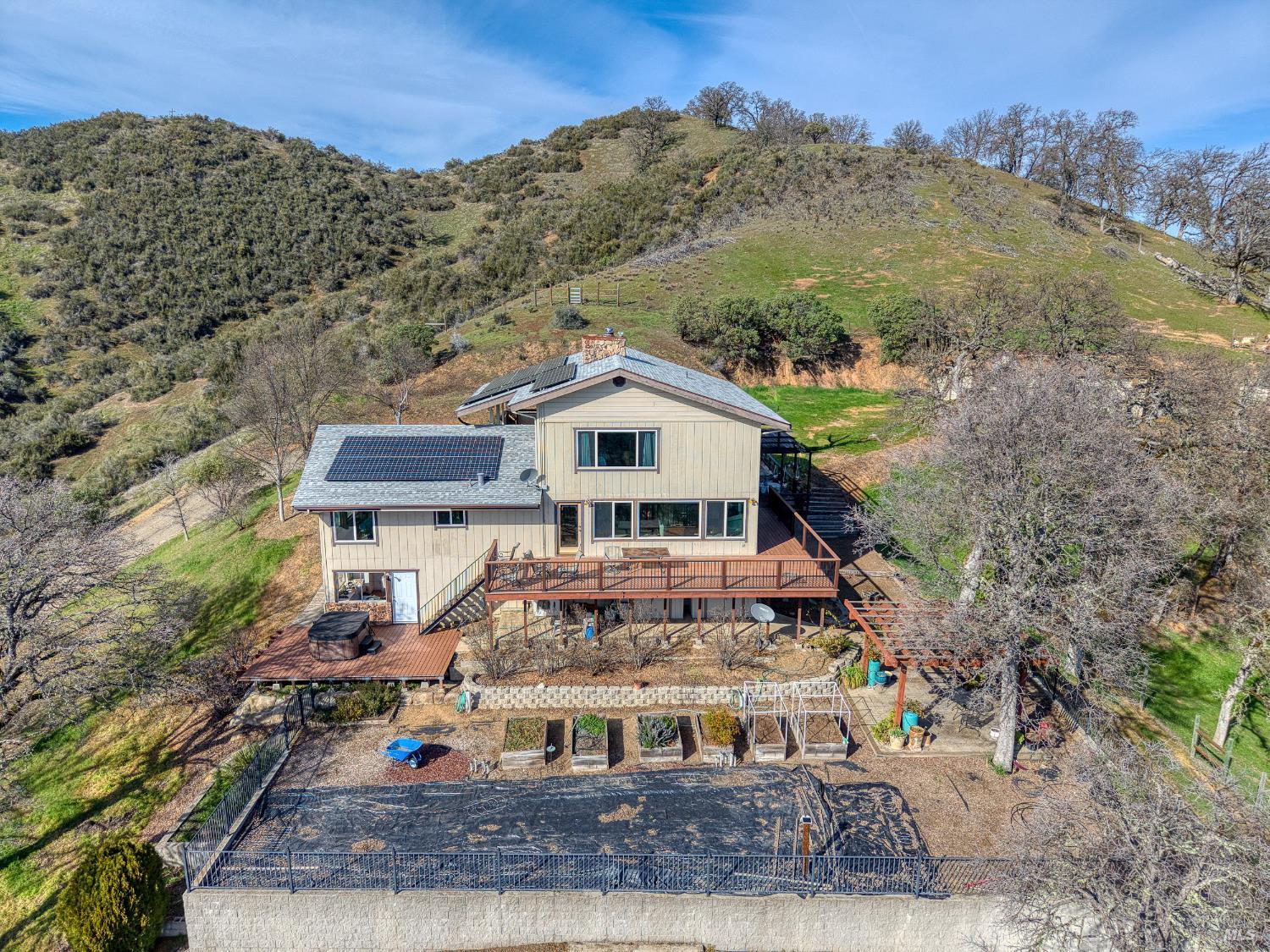 Lakeport, California, 95453, United States, 4 Bedrooms Bedrooms, ,3 BathroomsBathrooms,Residential,For Sale,2015104