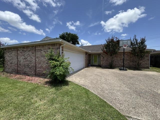 Meadowland Dr, Beaumont, TX 77706