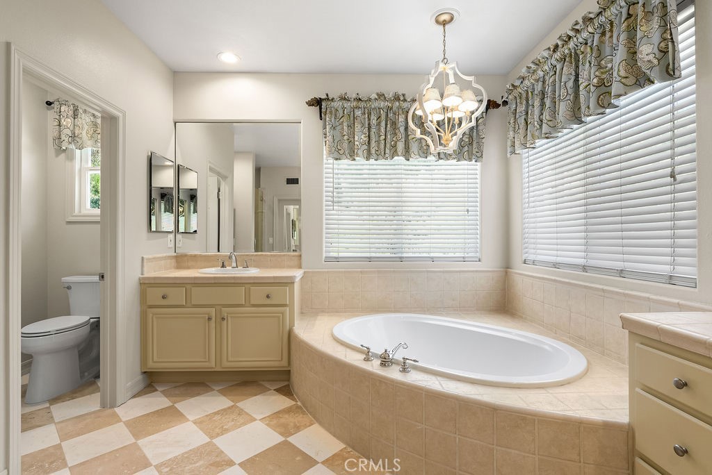 San Clemente, California, 92673, United States, 4 Bedrooms Bedrooms, ,3 BathroomsBathrooms,Residential,For Sale,1906996