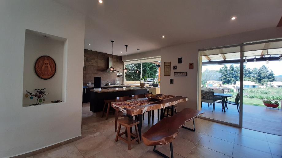Valle de Bravo, Estado de méxico, 51200, Mexico, 4 Bedrooms Bedrooms, ,4 BathroomsBathrooms,Residential,For Sale,1722545