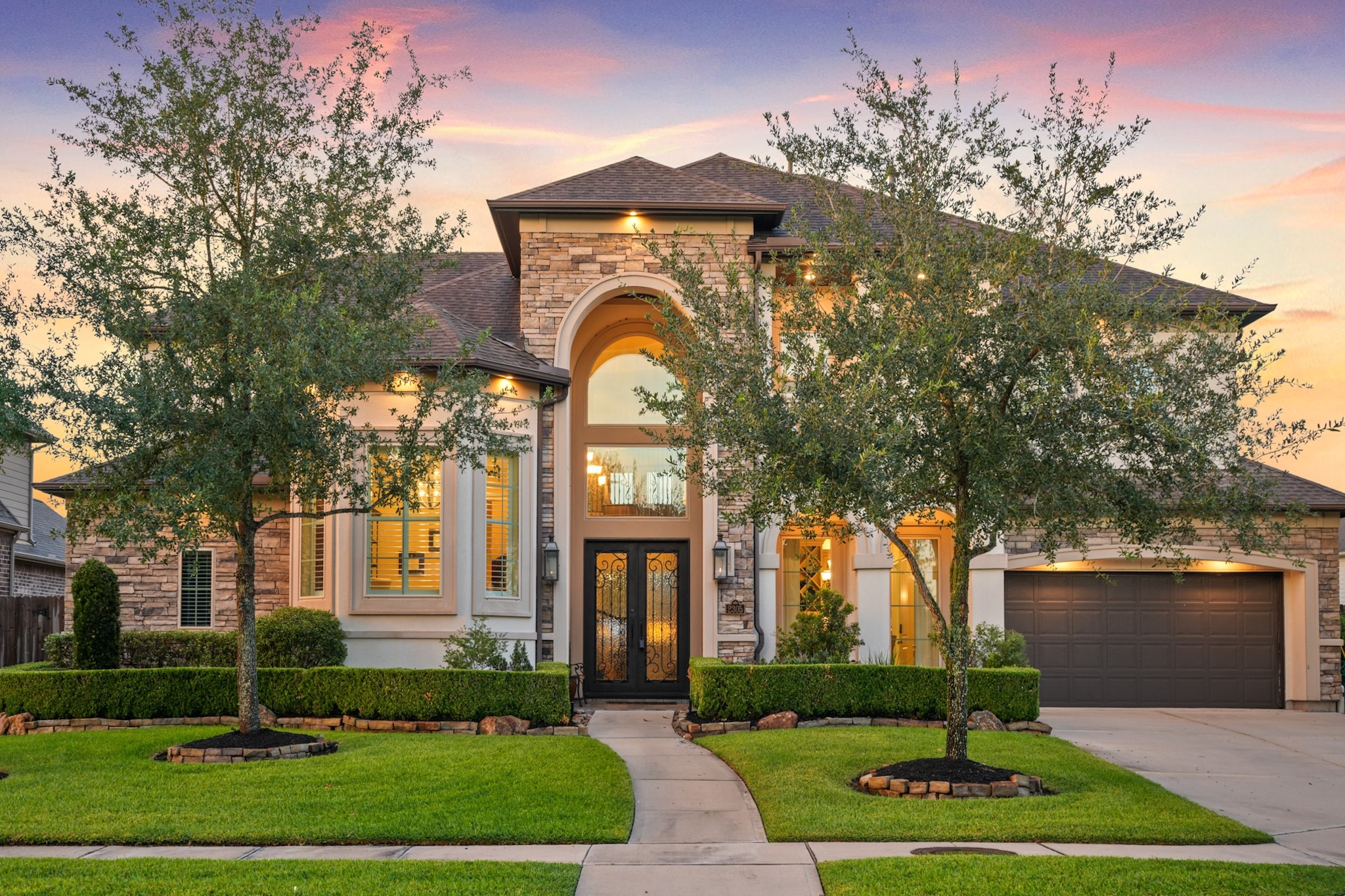 Friendswood, Texas, 77546, United States, 5 Bedrooms Bedrooms, ,6 BathroomsBathrooms,Residential,For Sale,1989691