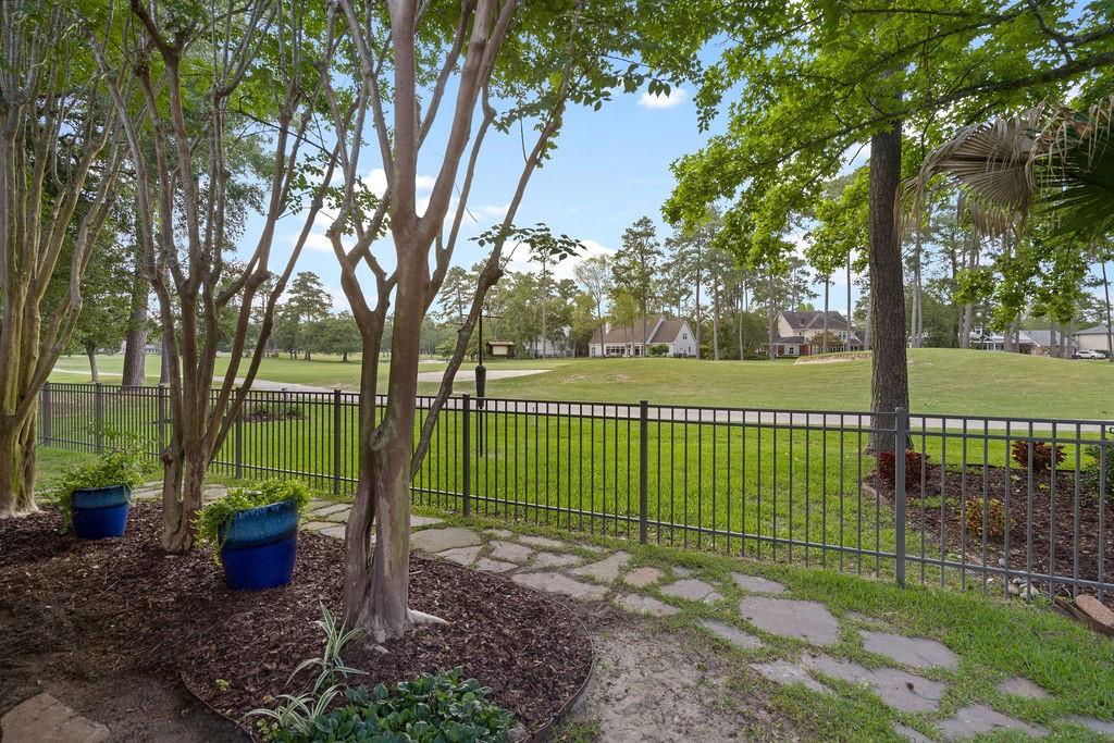 Mandeville, Louisiana, 70471, United States, 4 Bedrooms Bedrooms, ,5 BathroomsBathrooms,Residential,For Sale,1828156