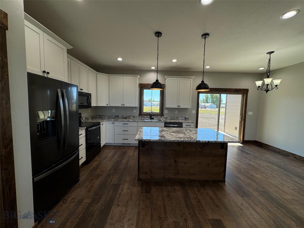 Deer Lodge, Montana, 59722, United States, 3 Bedrooms Bedrooms, ,3 BathroomsBathrooms,Residential,For Sale,2005106